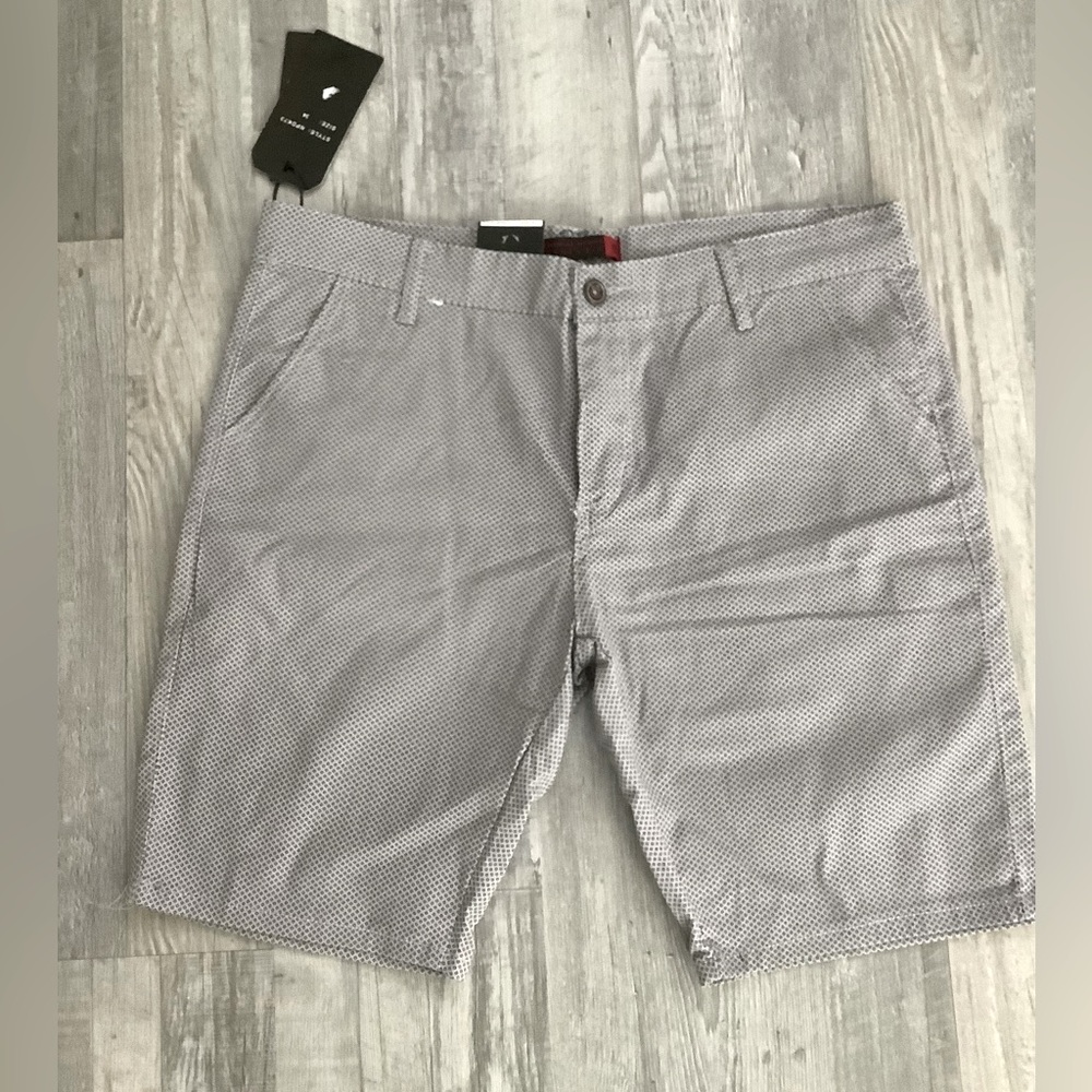 Vertical Sport Stretch Twill Shorts
